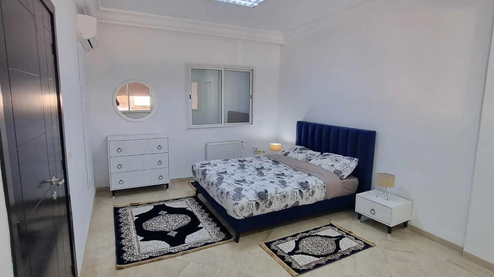 Spacious Apartment Ennasr 2 Ariana Tunísia